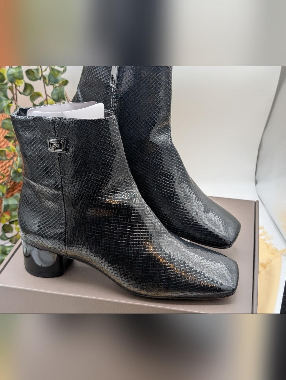 Franco‎ Sarto Women's Black Snake Textured Ankle Boots –Size 8– Block Heel – NEW